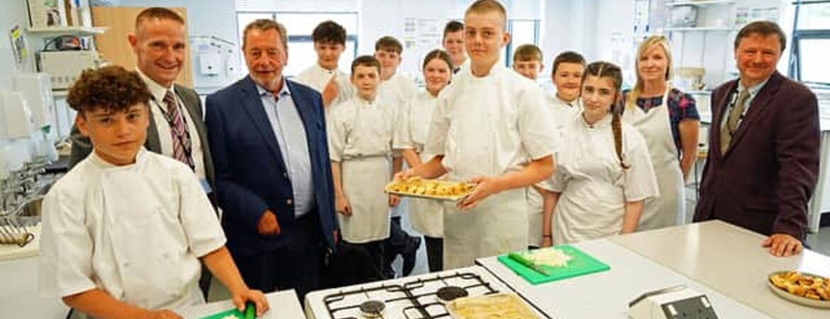 The Right Honorable Lord David Blunkett visits David Nieper Academy